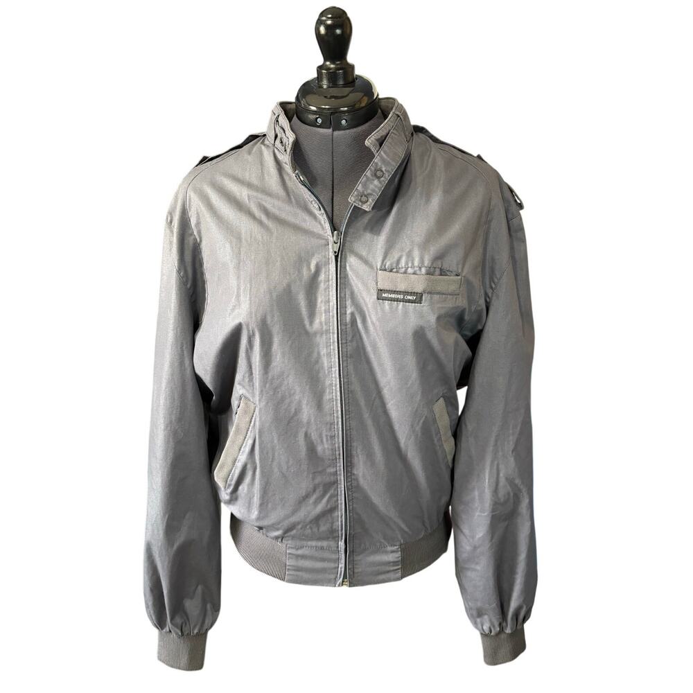 Vintage Members Only Jacket Size 40 Gray Rainbow Stripe Tag Iconic